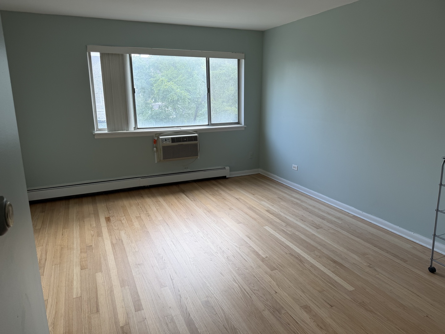 658 Washington Boulevard Unit: 6