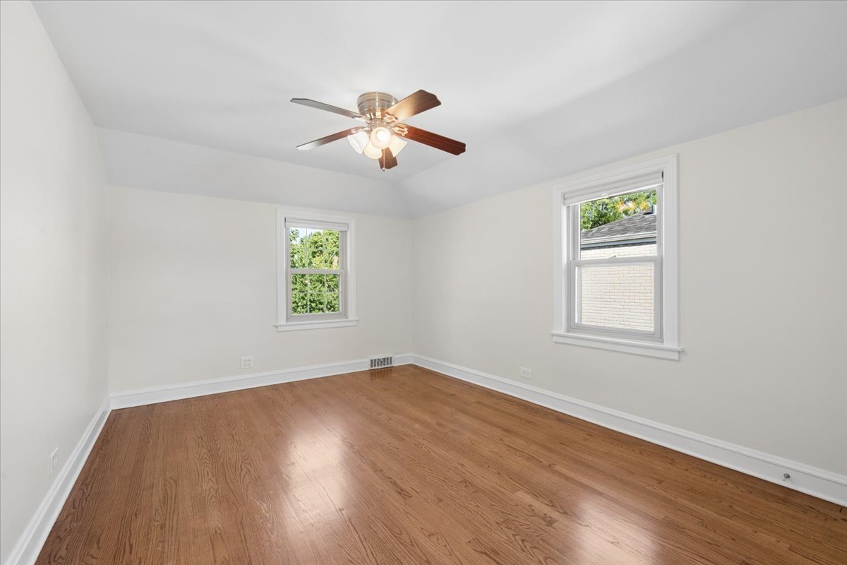 1741 N 76th Court