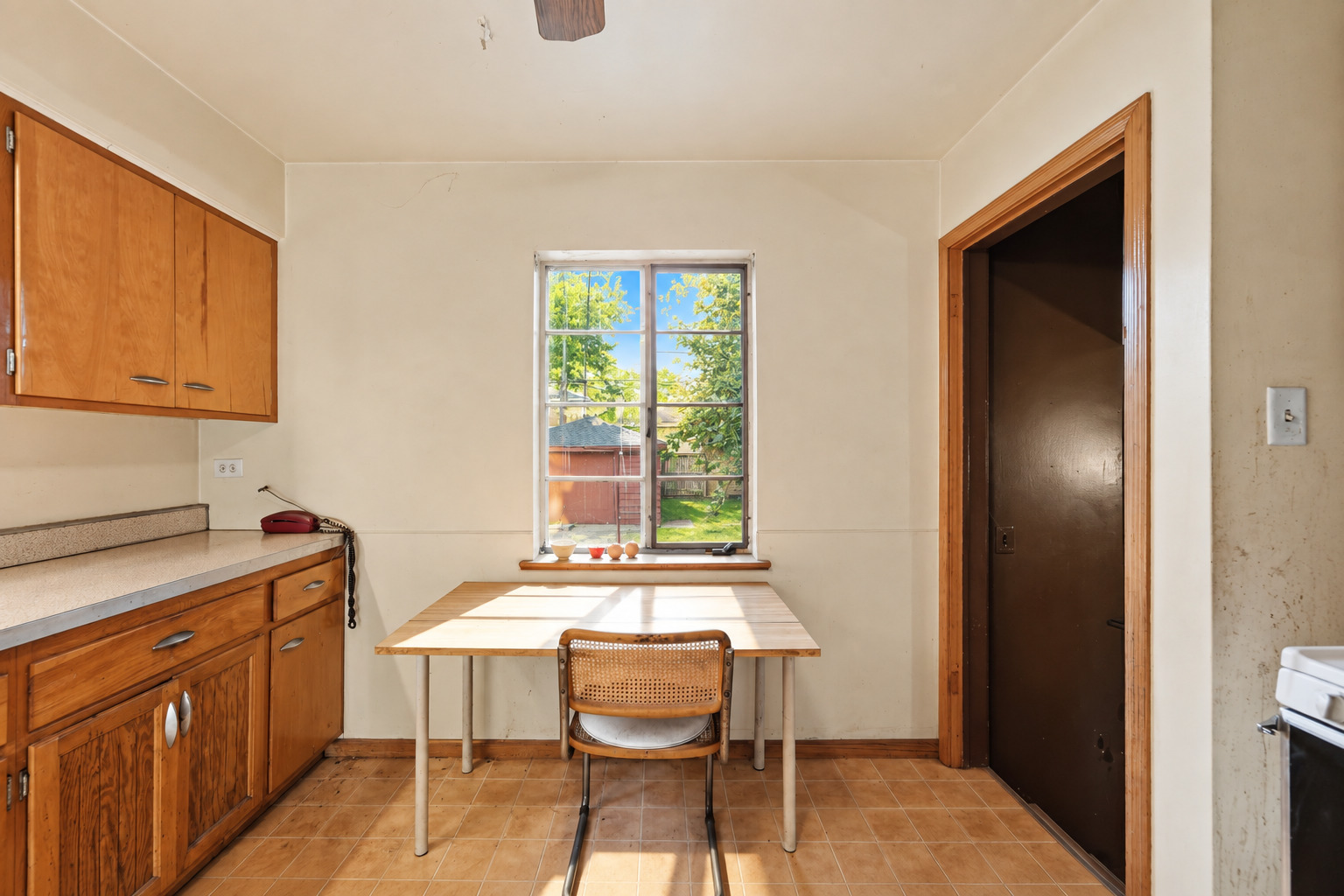1807 N 78th Court
