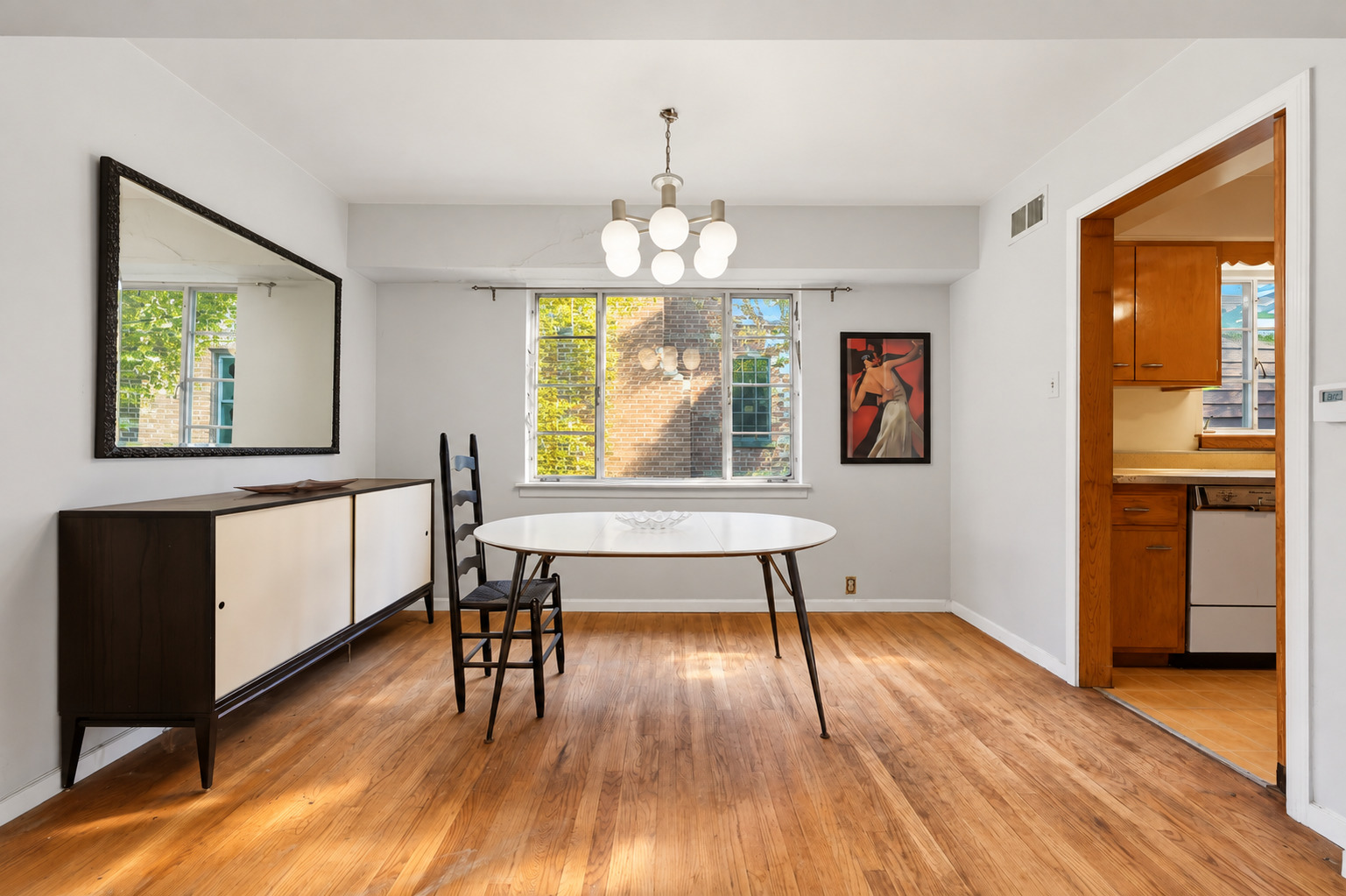 1807 N 78th Court