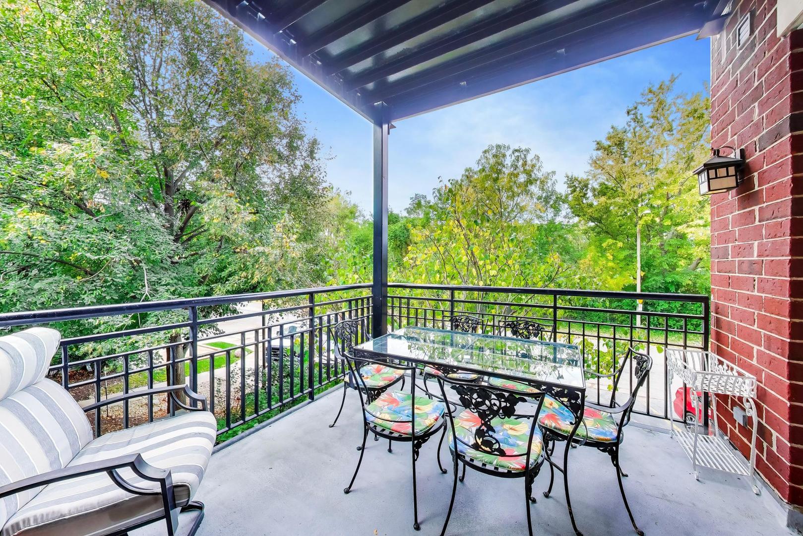 7757 VAN BUREN Street Unit: 208