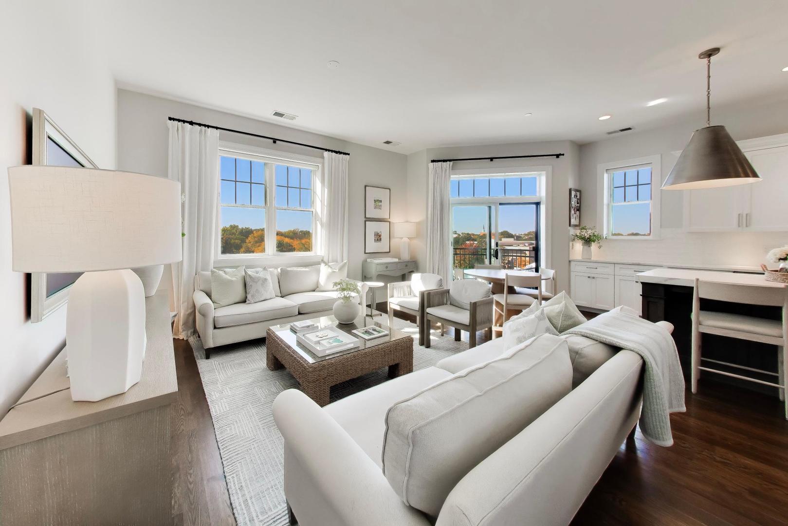 105 S Cottage Hill Avenue Unit: 405