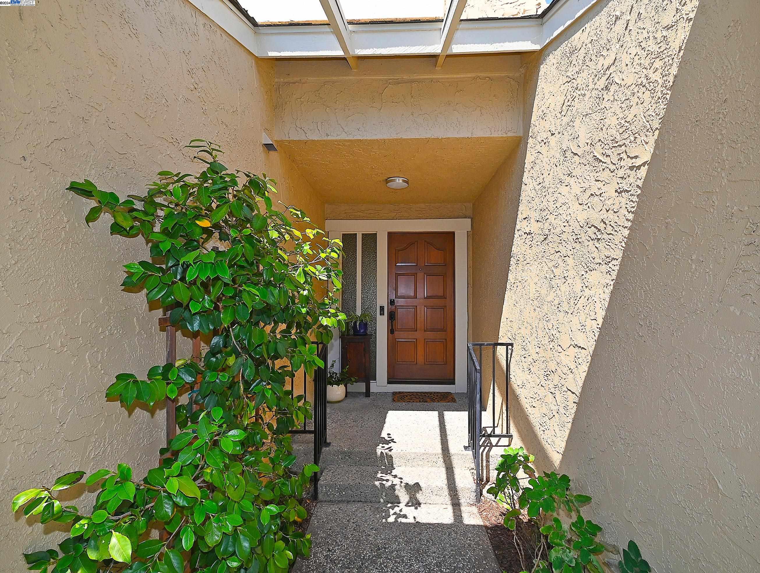 2200 Westmoreland Ct