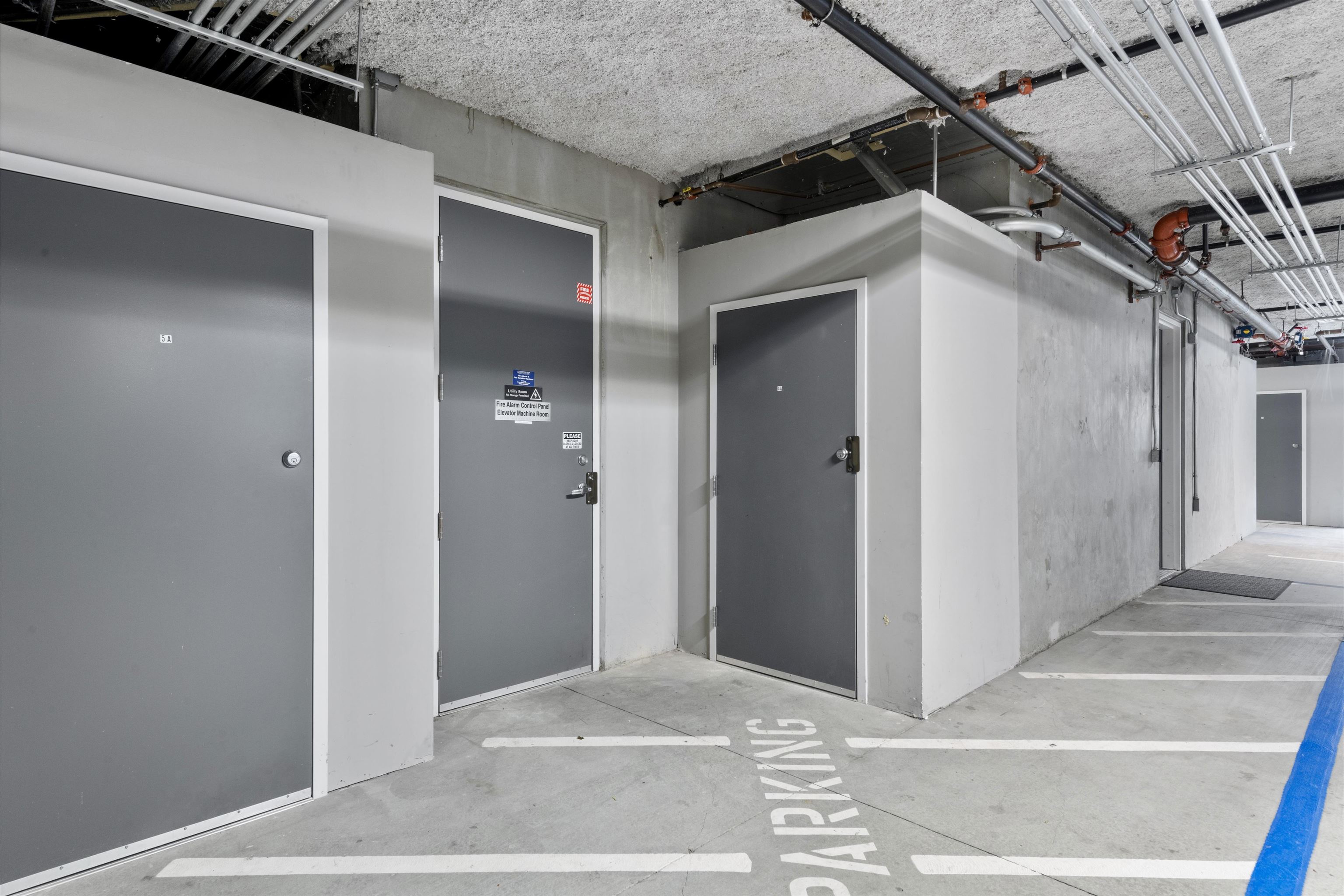 1727 Lacassie Ave # 4A