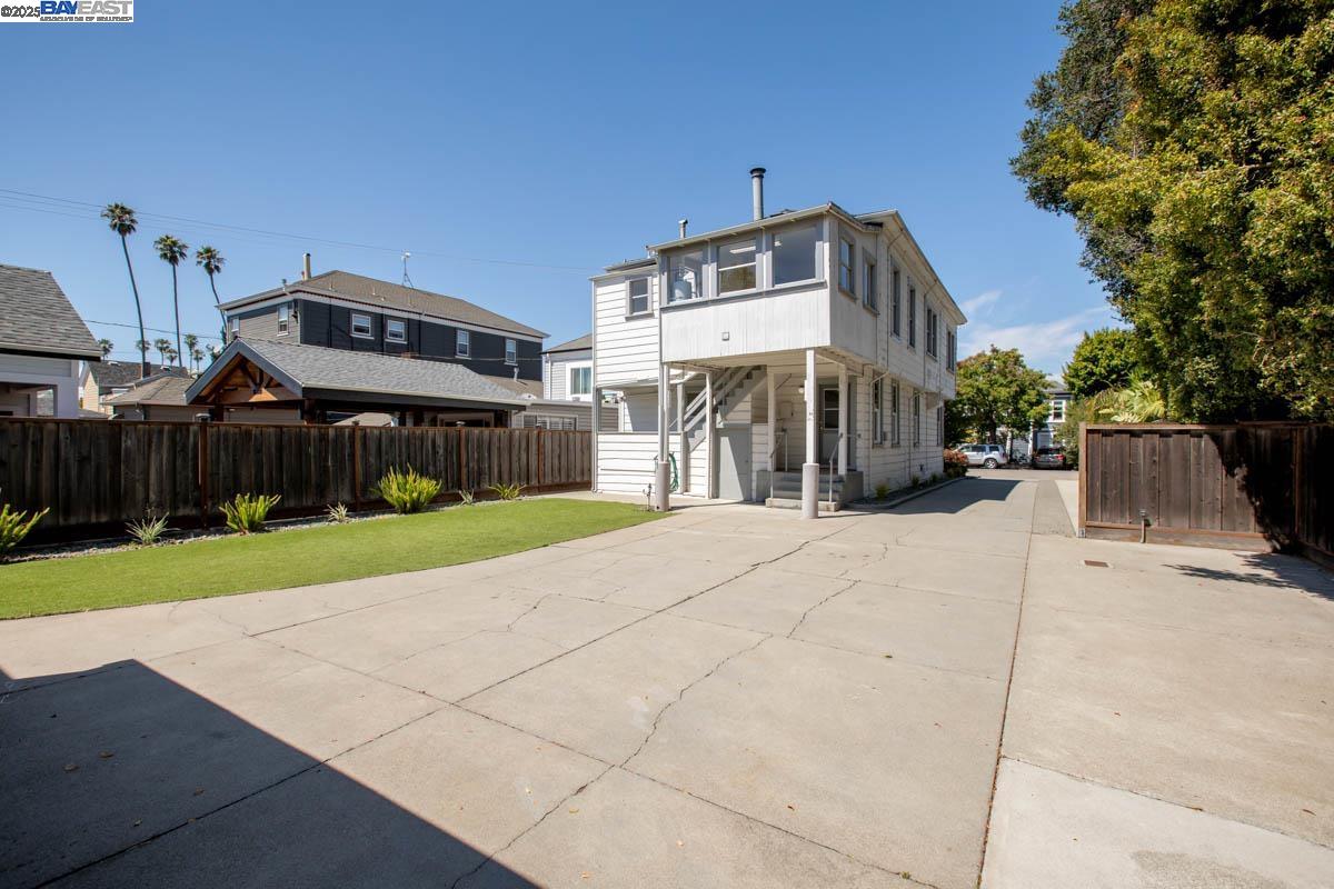 920 Centennial Ave