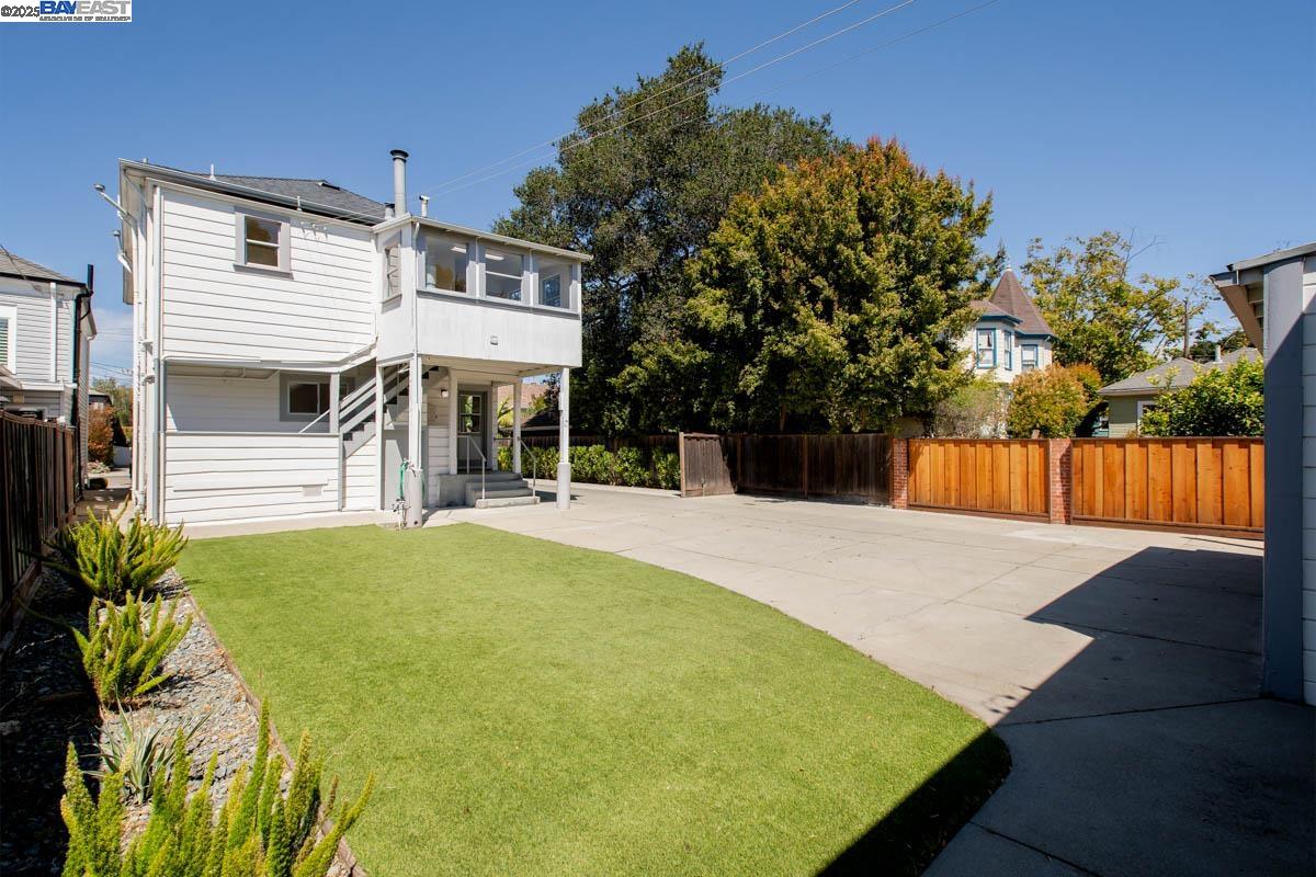 920 Centennial Ave