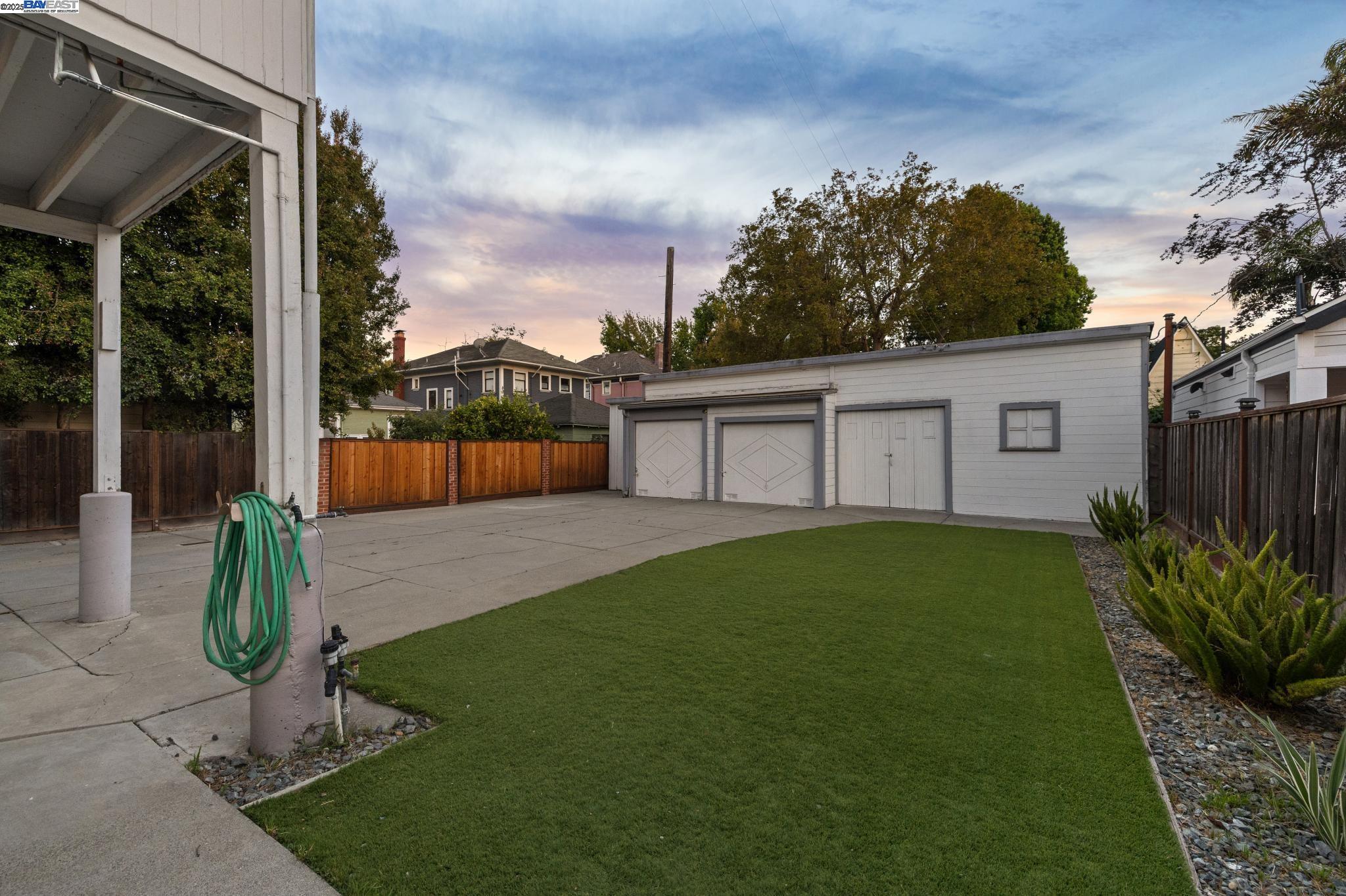 920 Centennial Ave