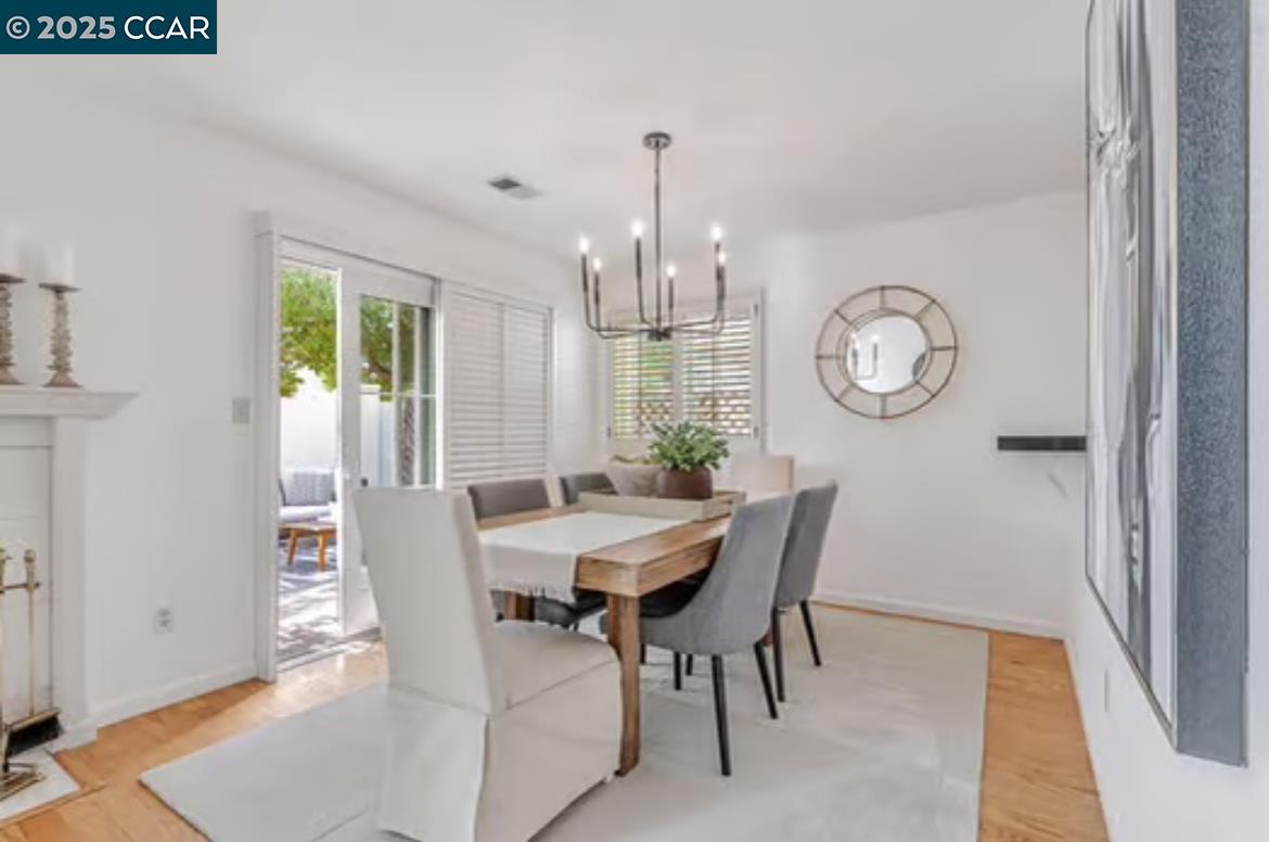 5258 Pebble Glen Dr