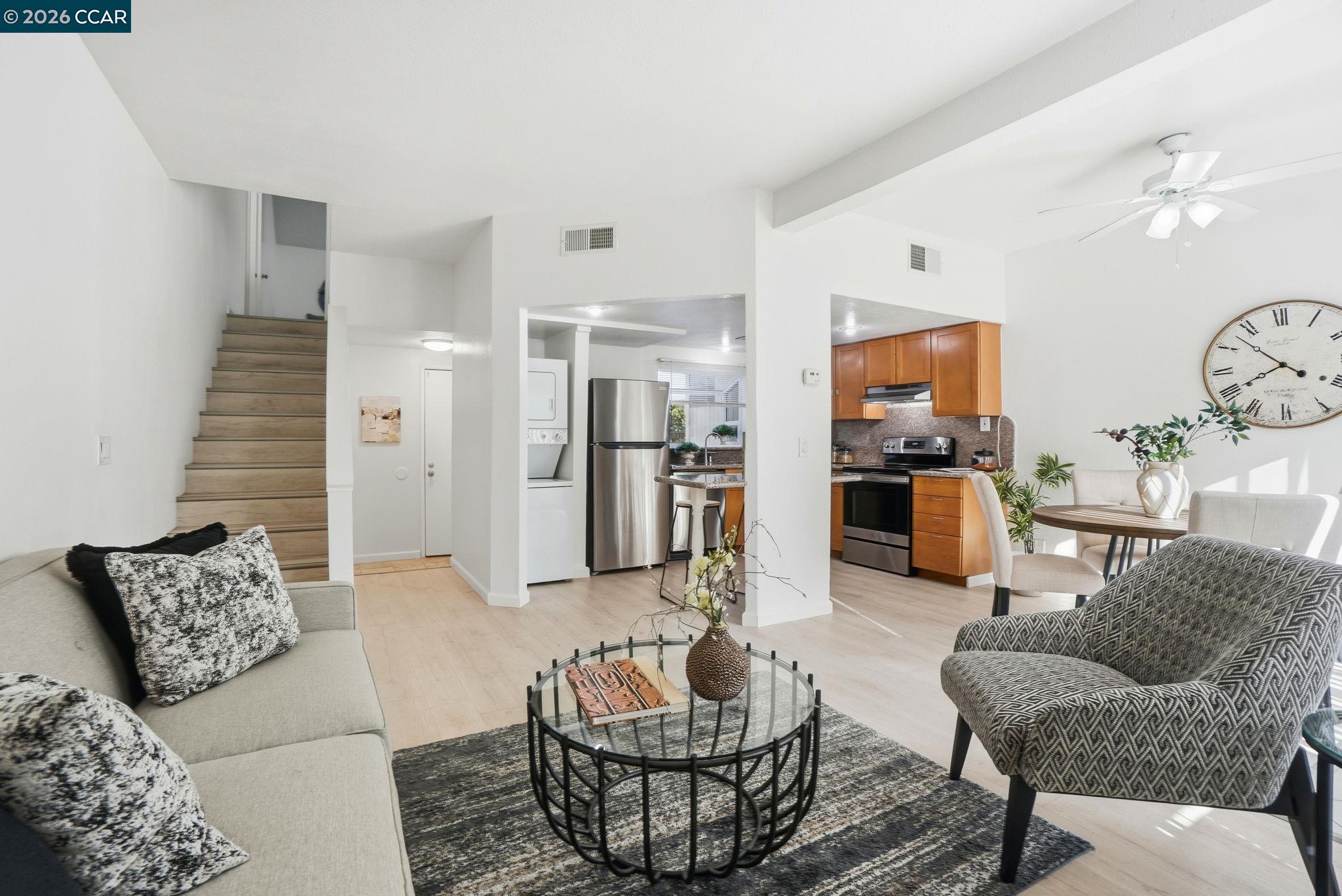 1255 Detroit Ave # 3