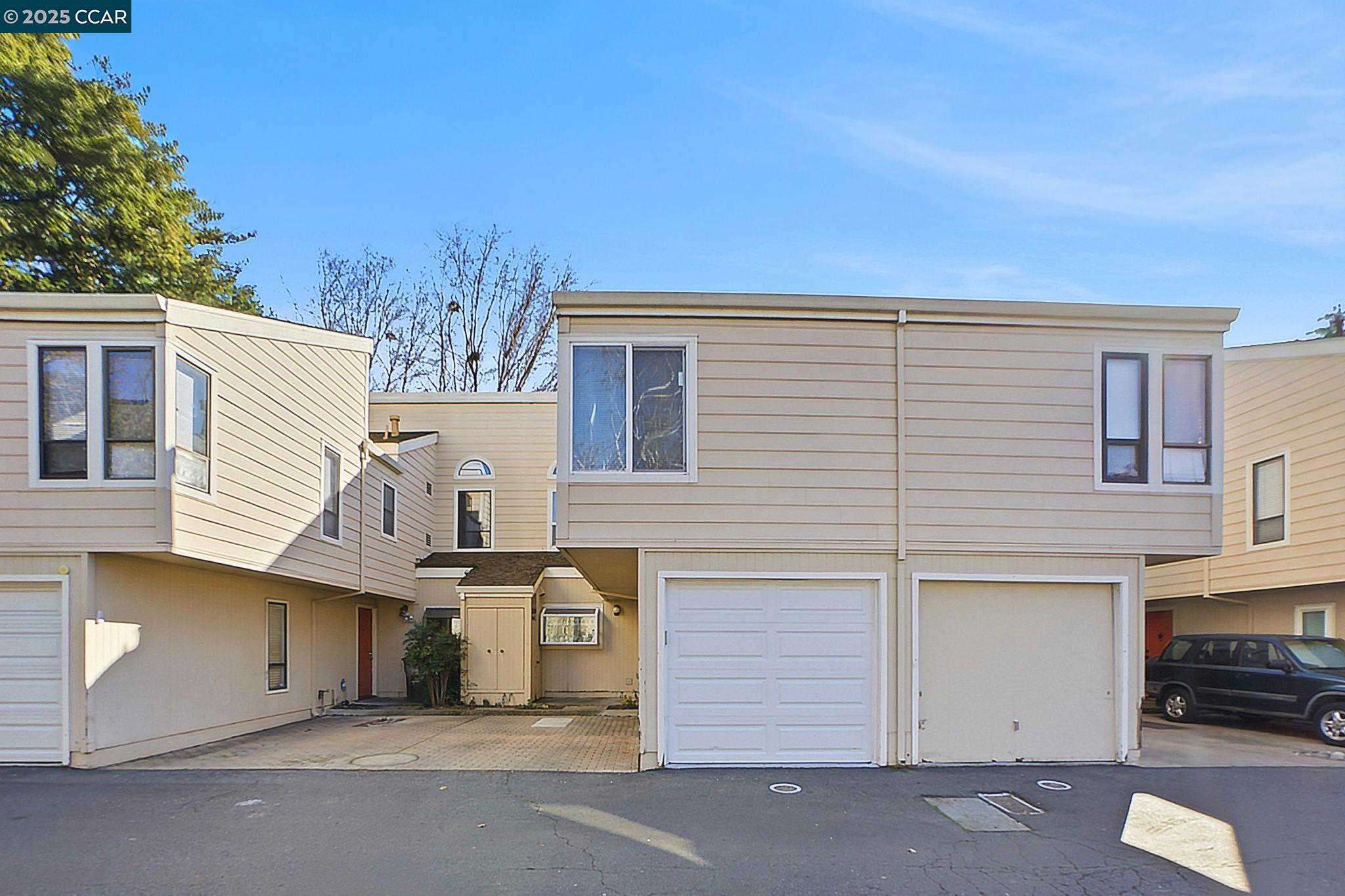 1255 Detroit Ave # 3