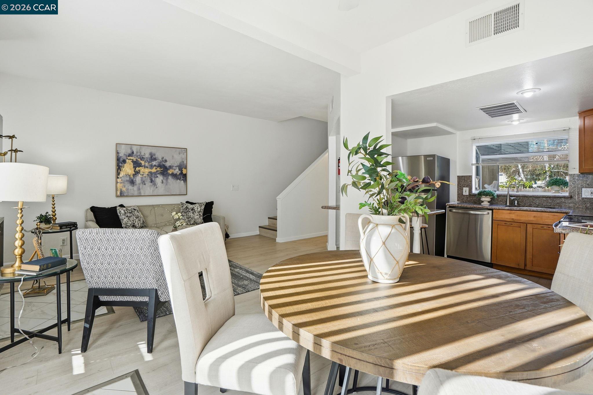 1255 Detroit Ave # 3