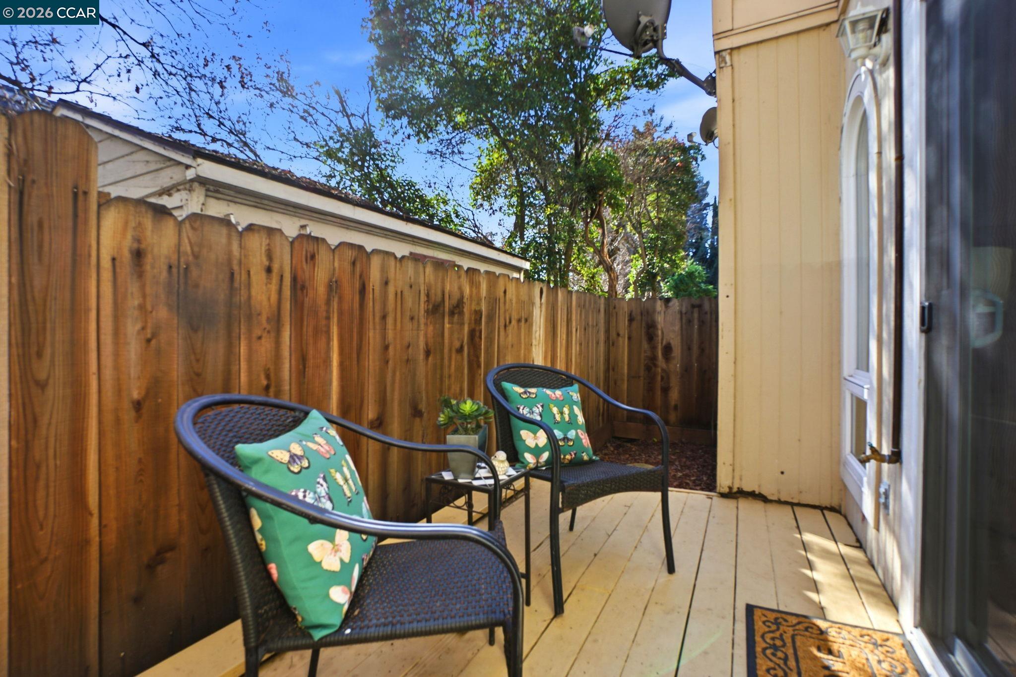 1255 Detroit Ave # 3