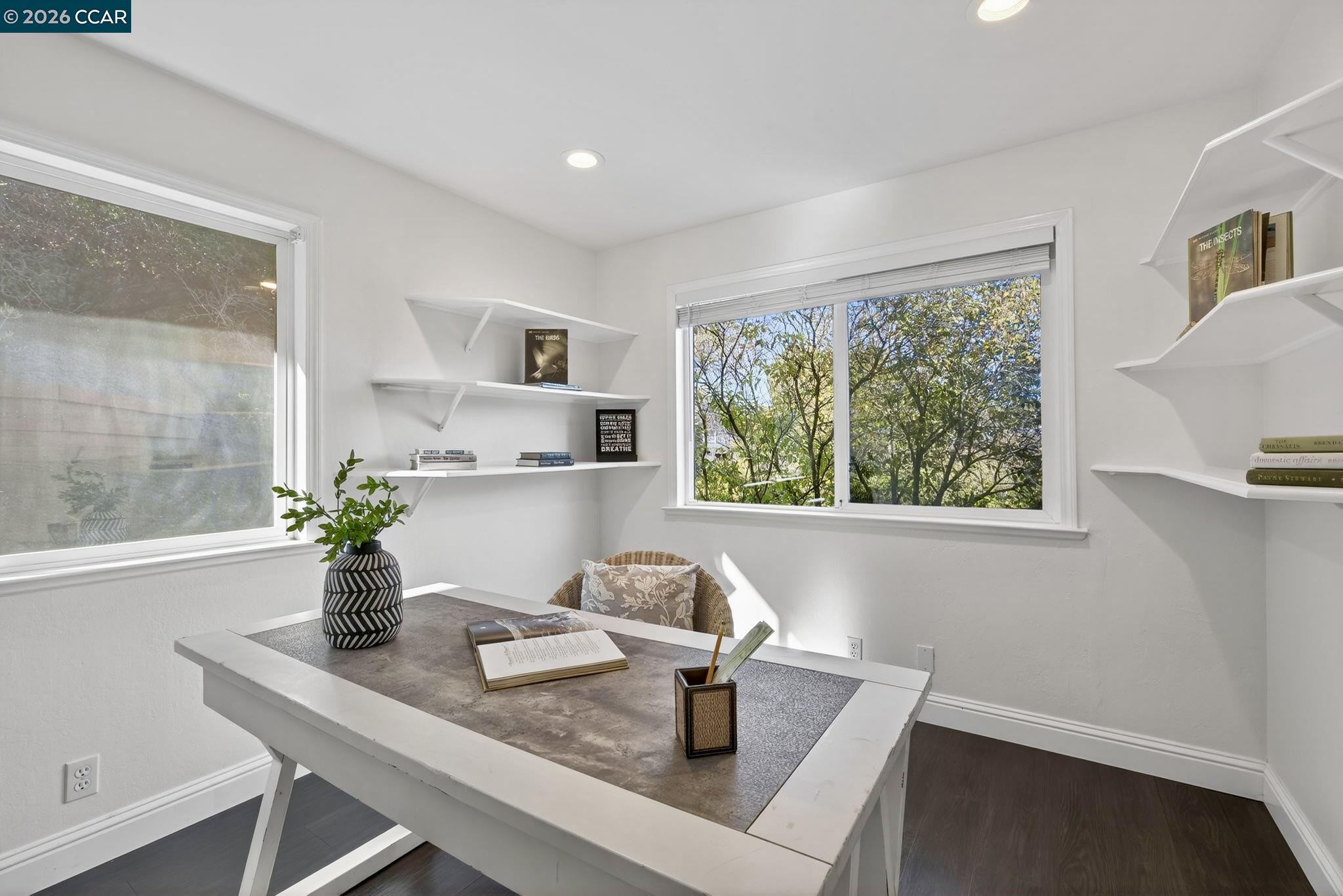 616 Aleta Pl