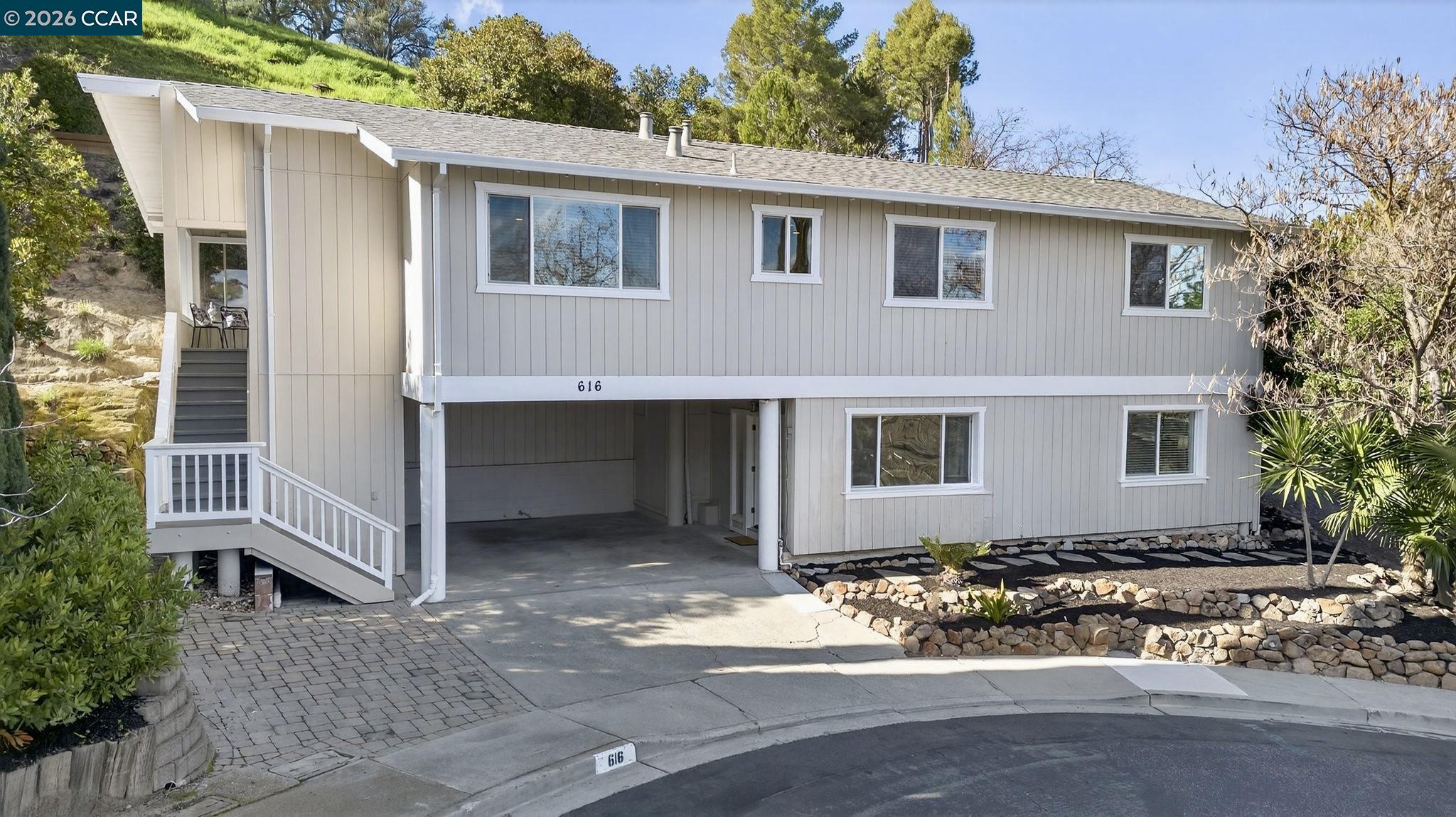 616 Aleta Pl
