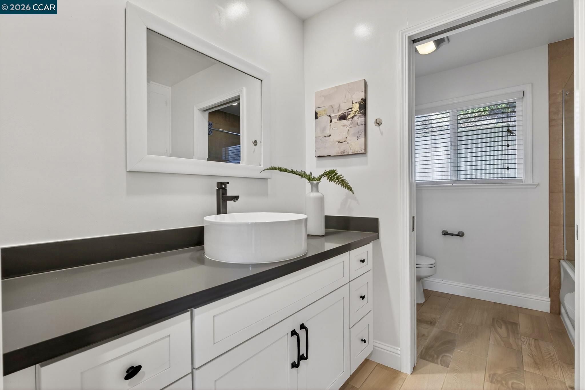 616 Aleta Pl