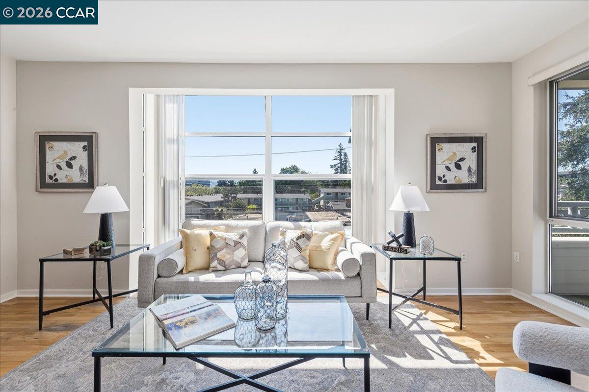 1655 N California Blvd # 330