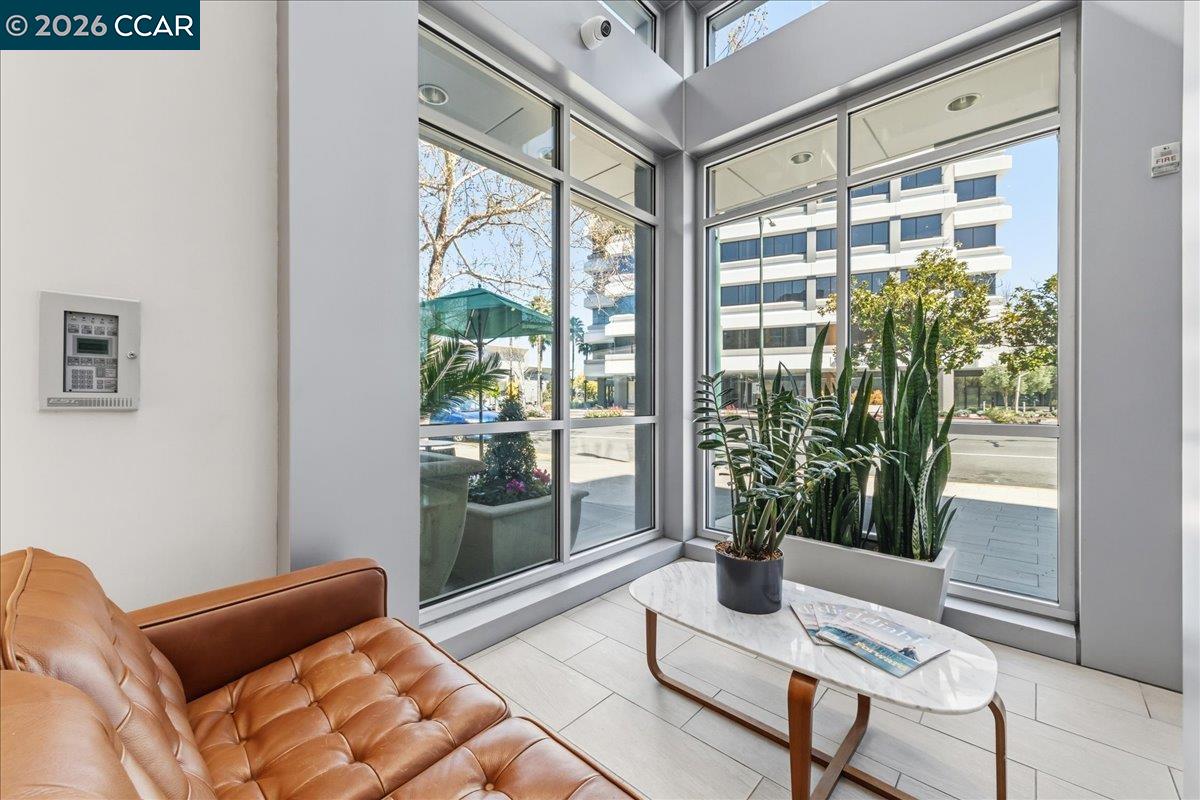 1655 N California Blvd # 330