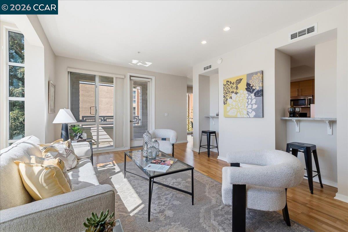 1655 N California Blvd # 330