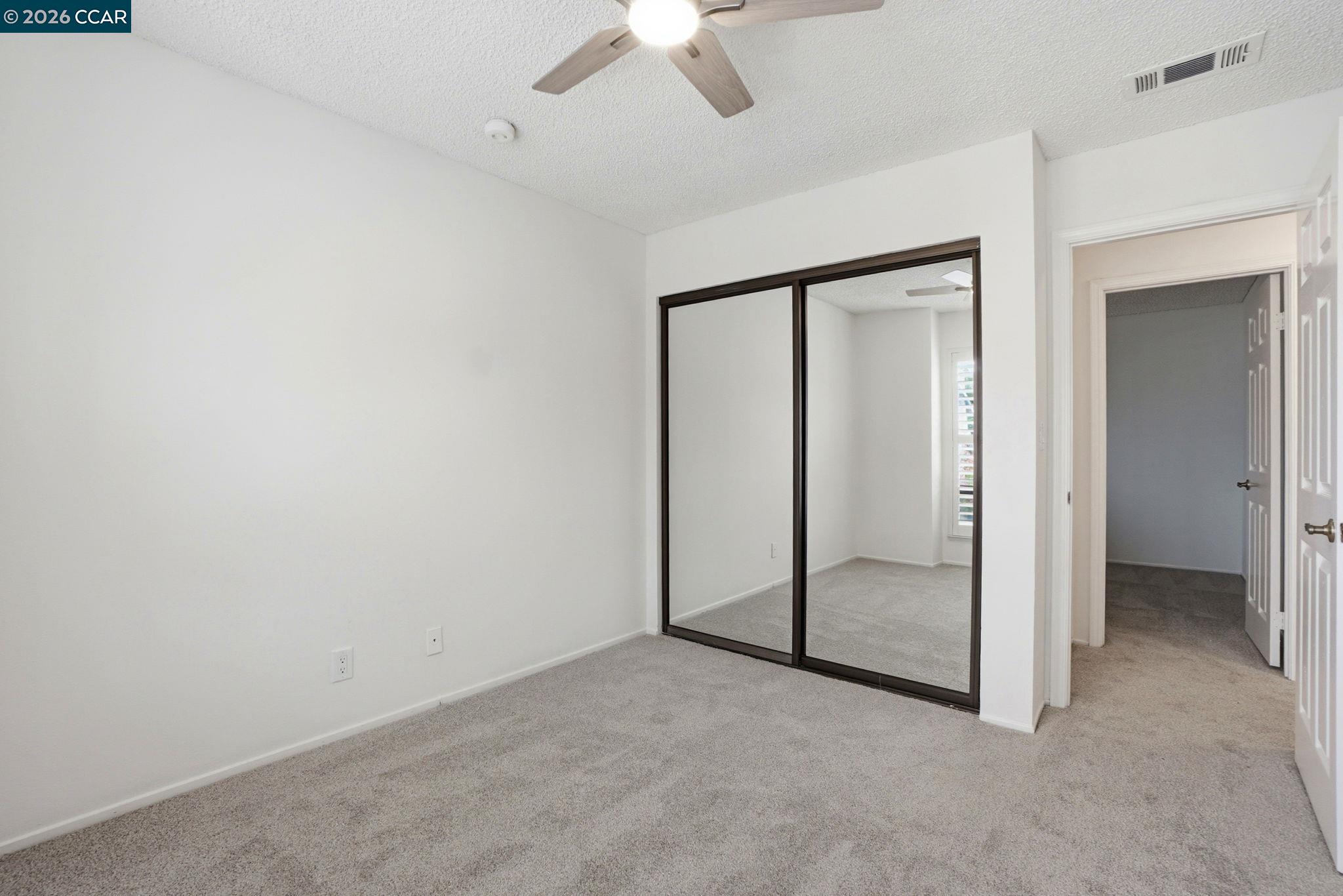 319 Oak Glen Ct
