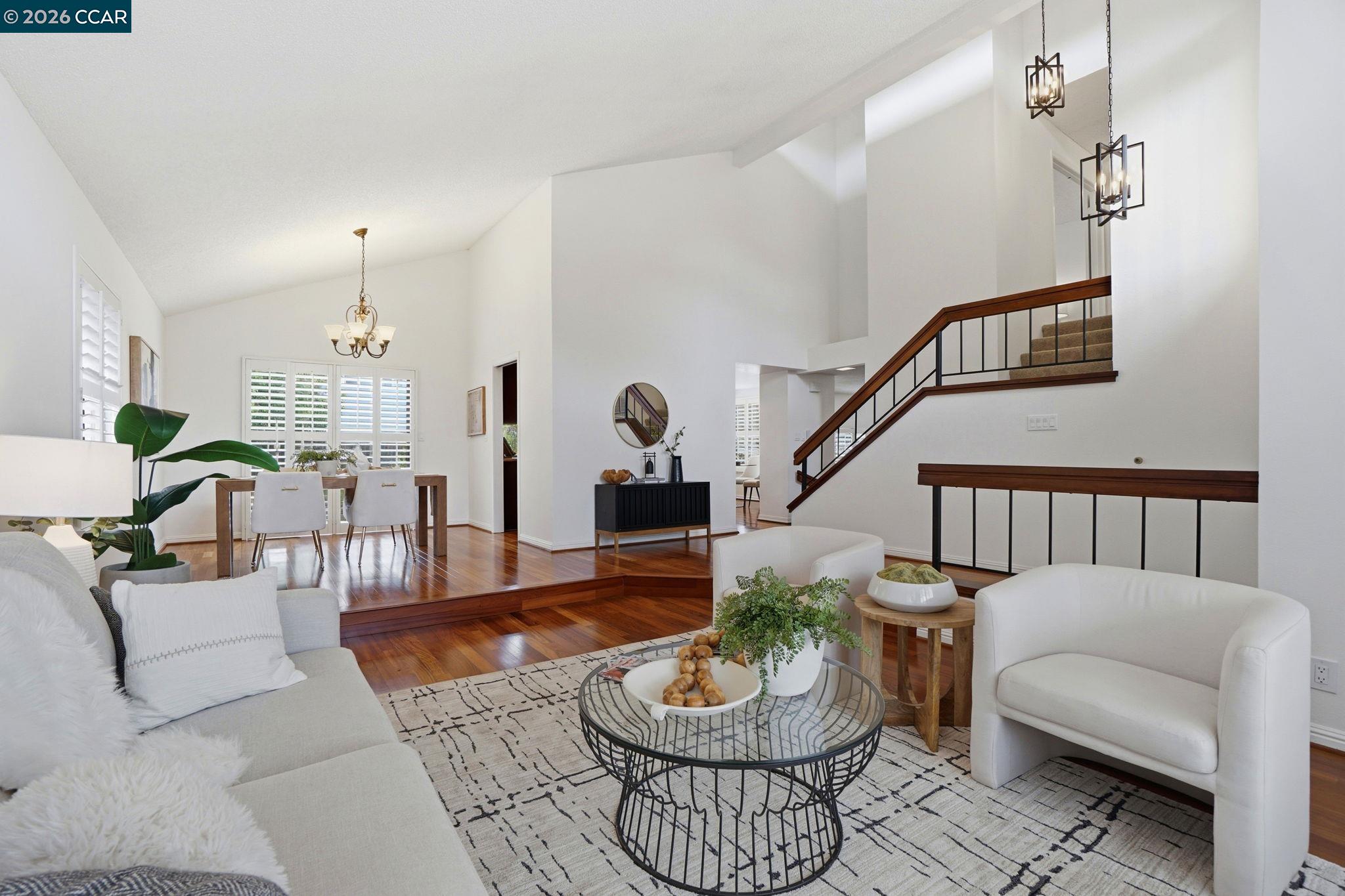 319 Oak Glen Ct