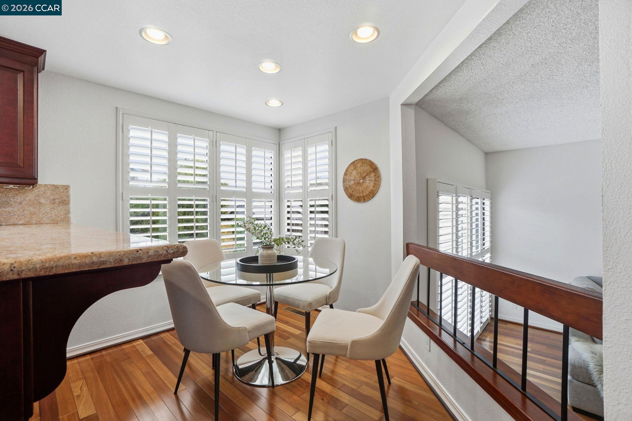 319 Oak Glen Ct