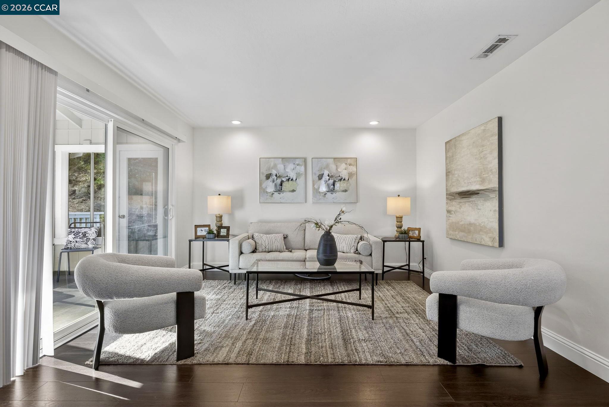 616 Aleta Pl