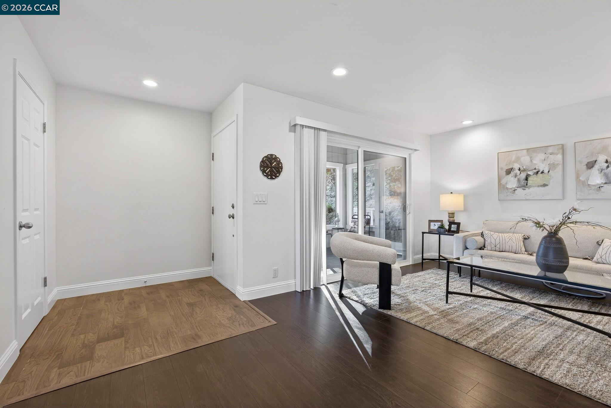 616 Aleta Pl