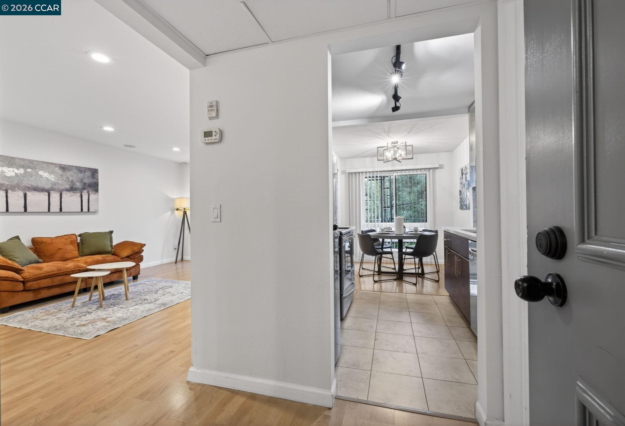 490 N Civic Dr # 314
