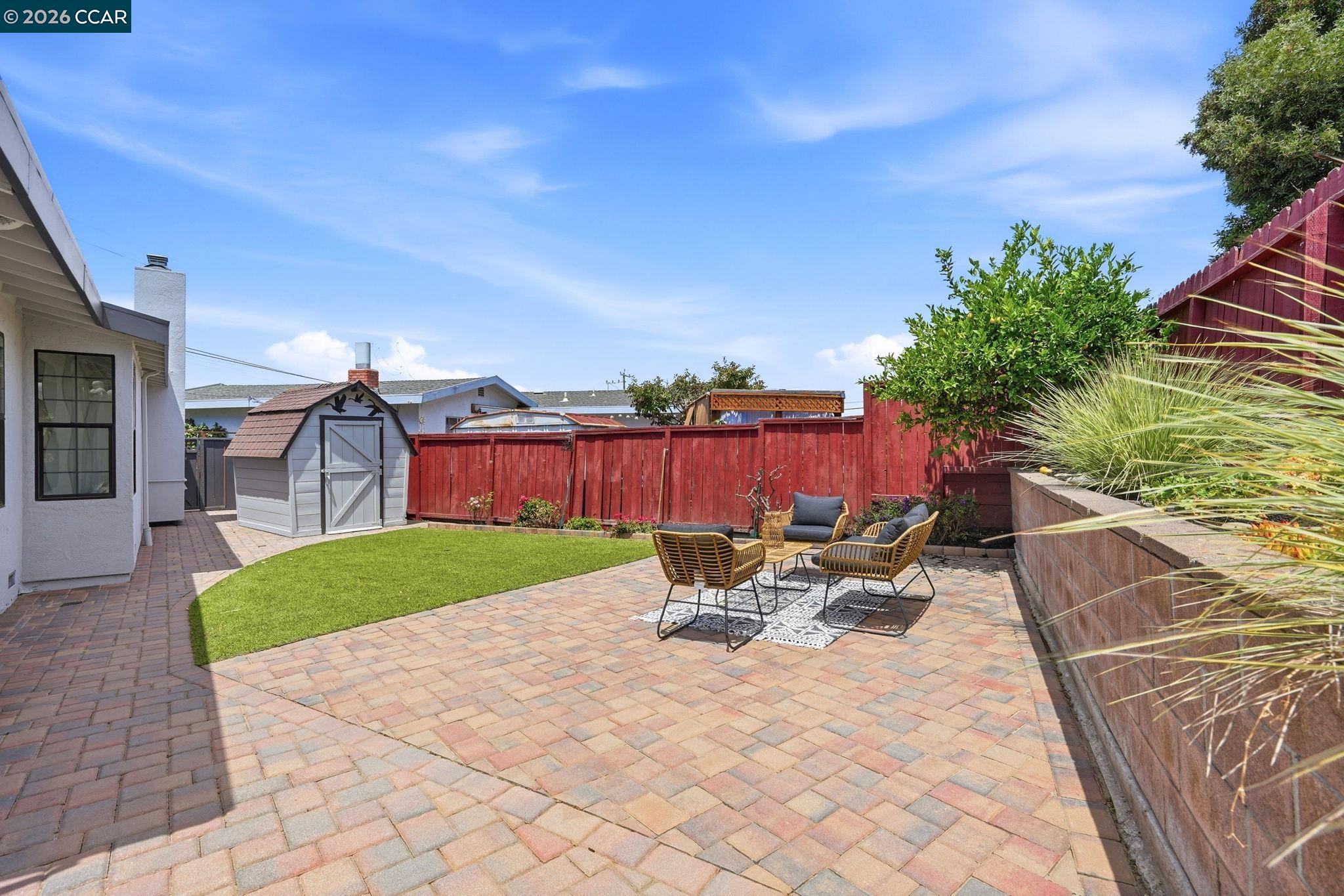 2571 Francis Dr