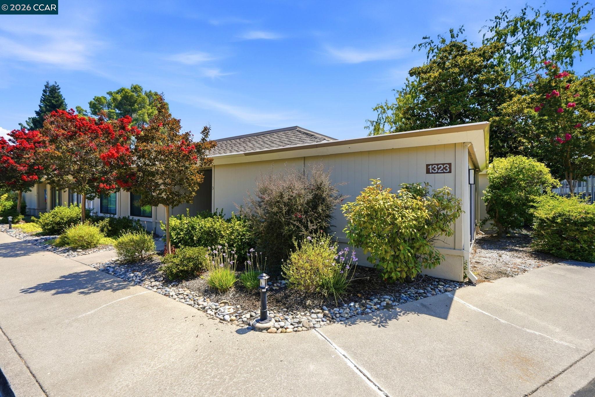 1323 Golden Rain Rd # 3