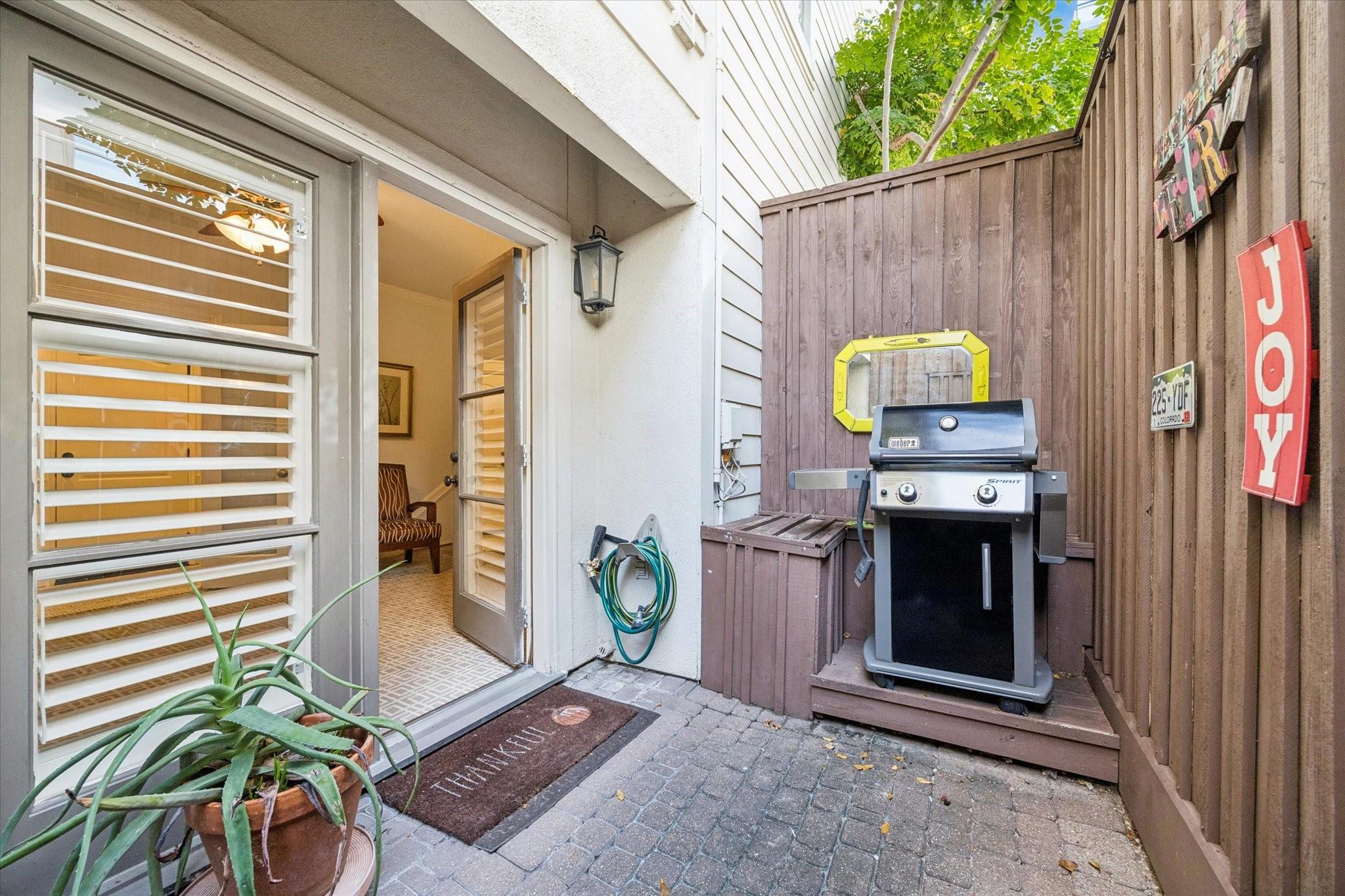 1914 Greenwich Place Drive