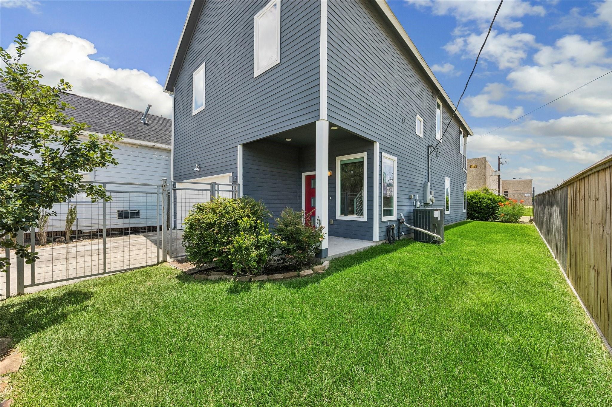 304 Hogan Street