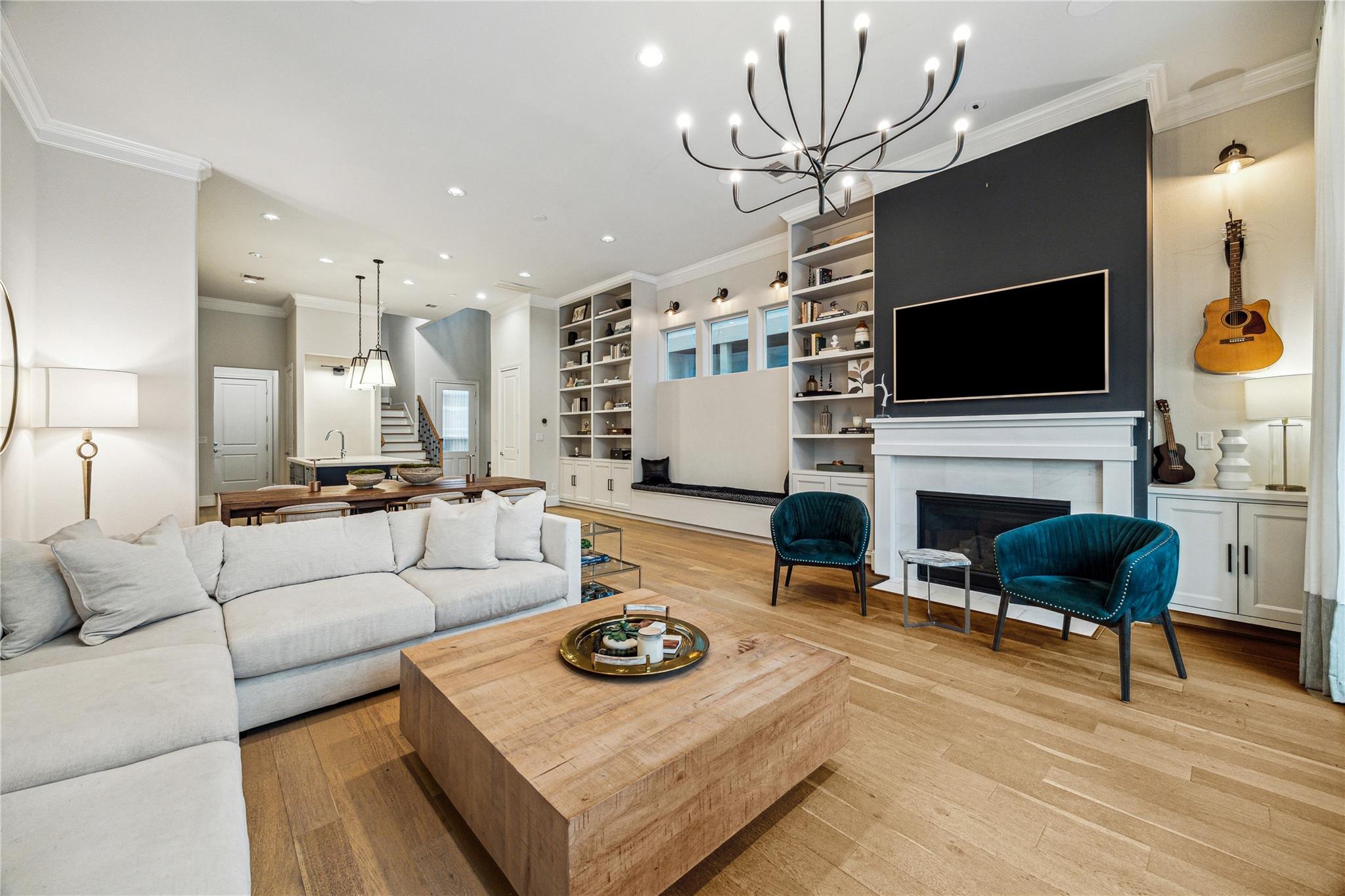 1212 W 16th Street