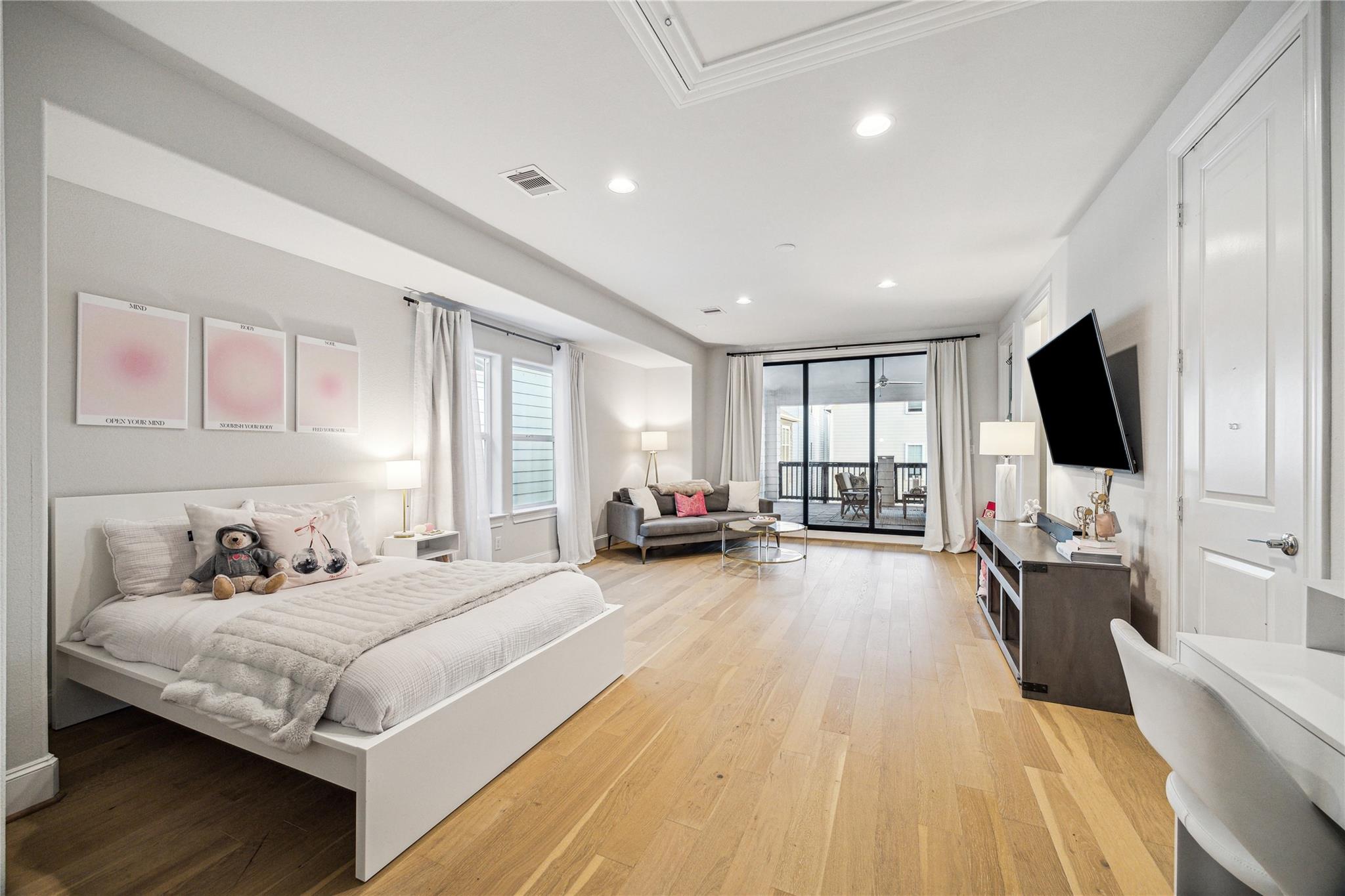 1212 W 16th Street