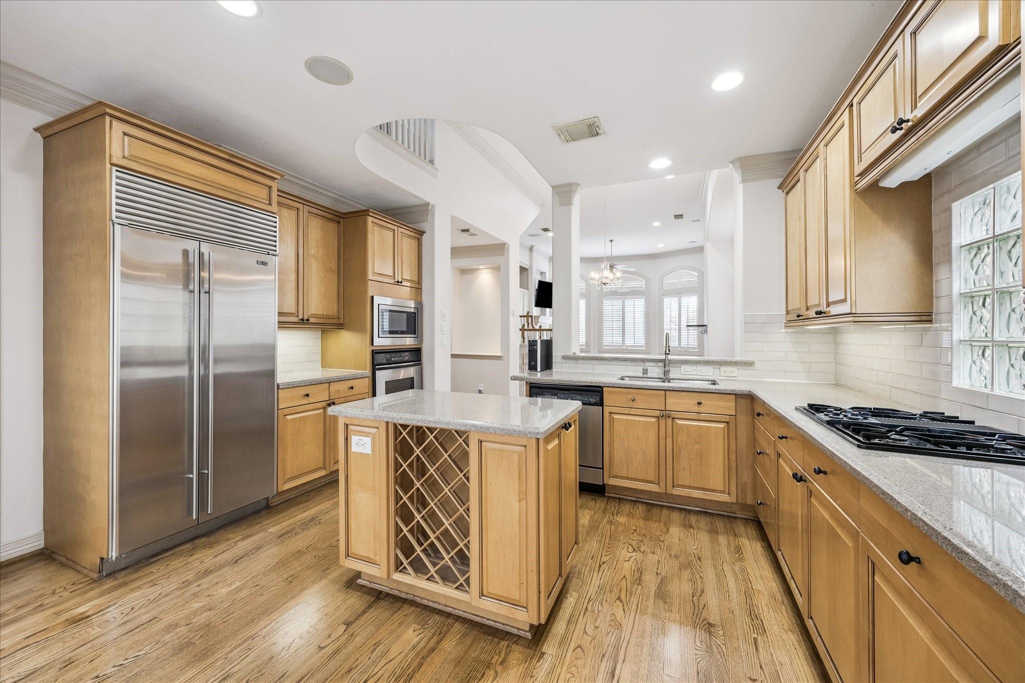 1515 Hyde Park Boulevard # 14
