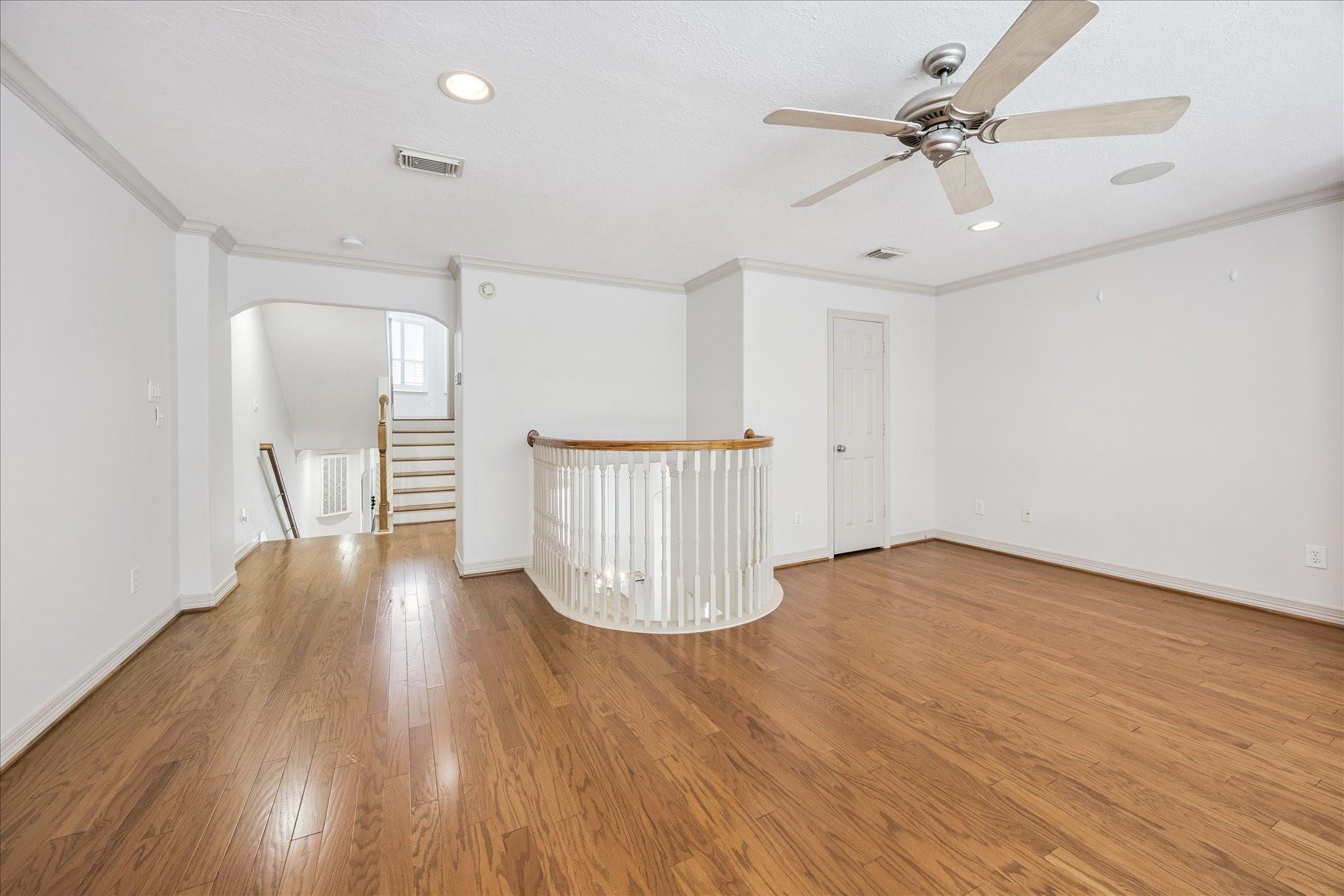 1515 Hyde Park Boulevard # 14