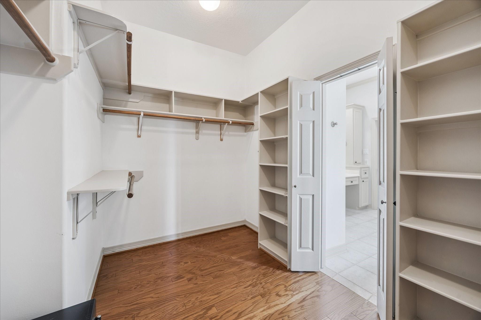 1515 Hyde Park Boulevard # 14