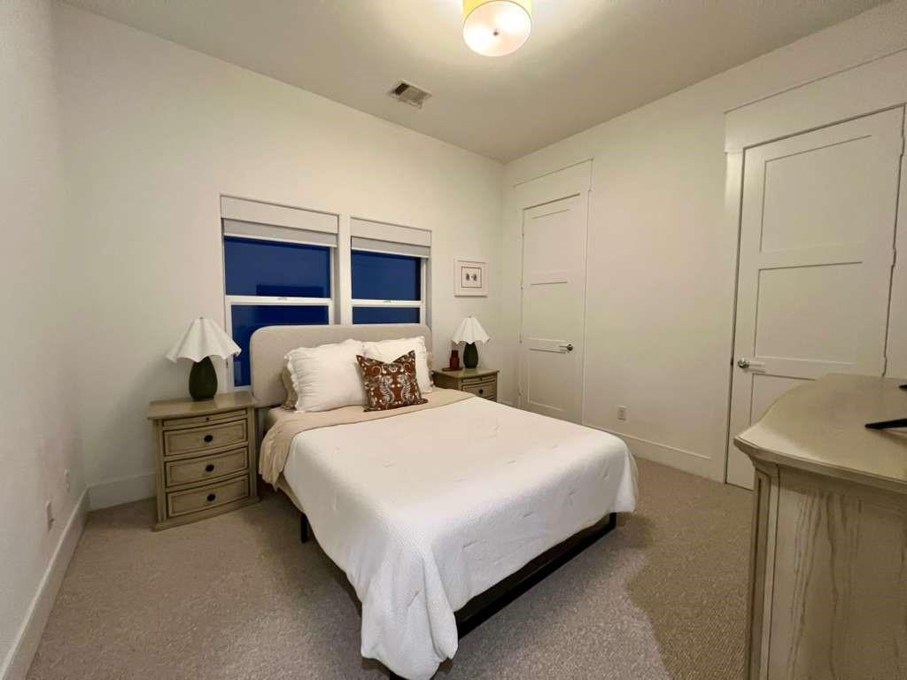 9811 Mocking Bird Hill Lane