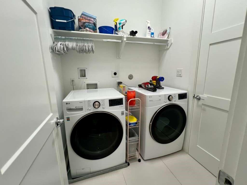 9811 Mocking Bird Hill Lane