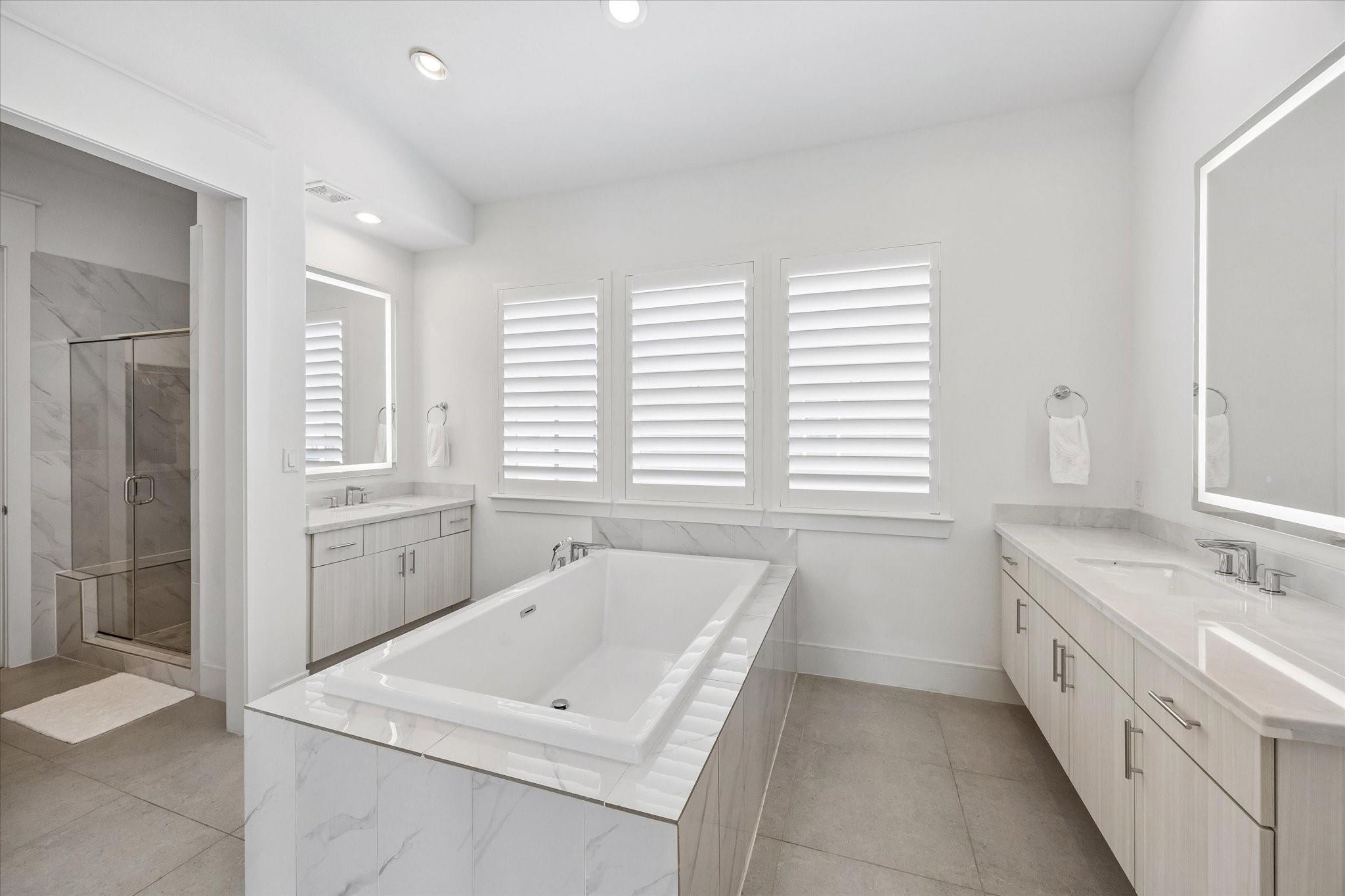 9811 Mocking Bird Hill Lane