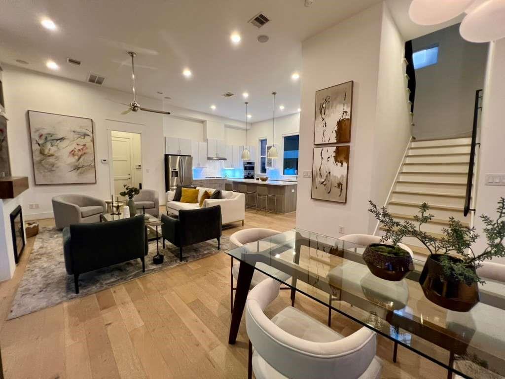 9811 Mocking Bird Hill Lane