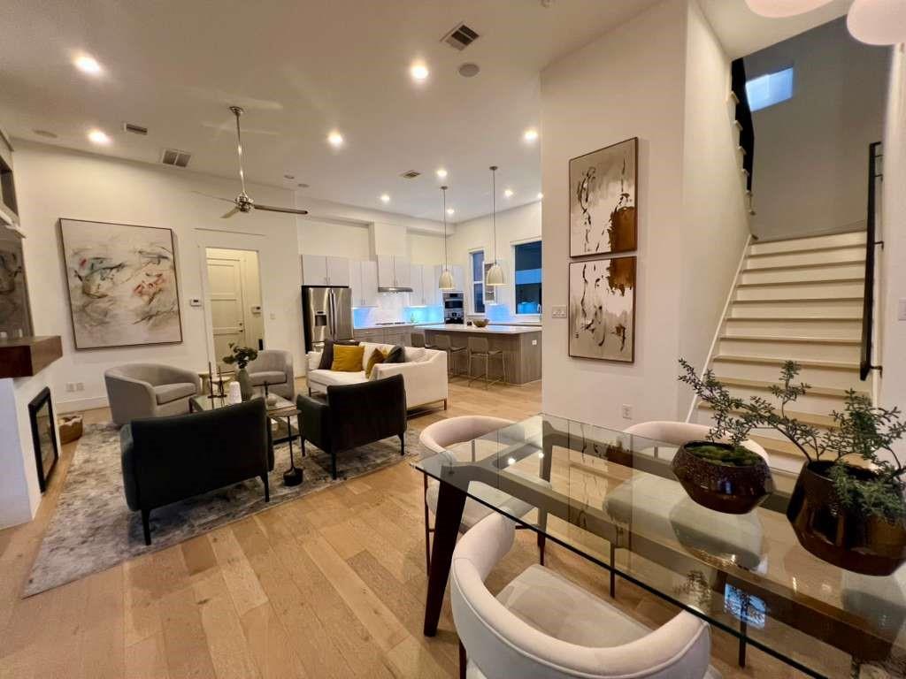 9811 Mocking Bird Hill Lane