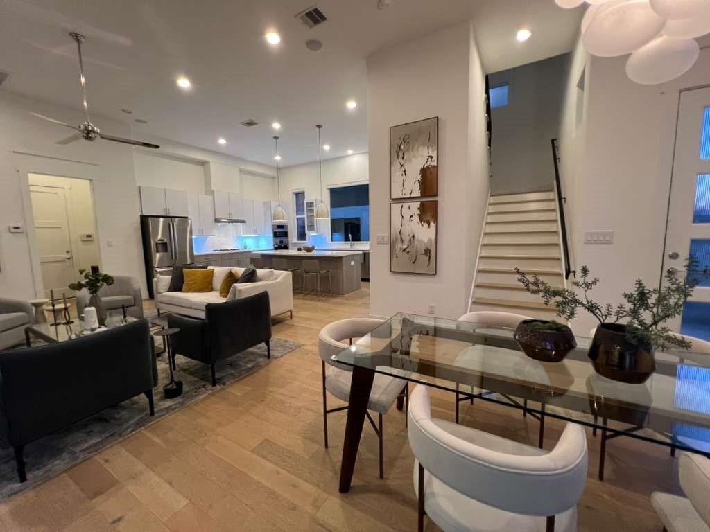 9811 Mocking Bird Hill Lane