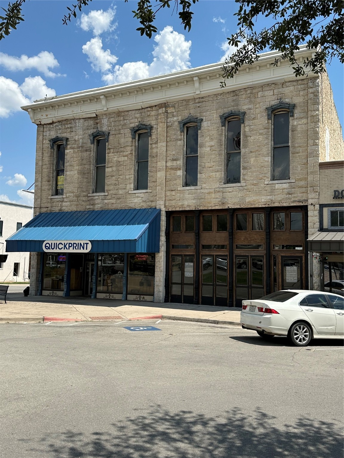 101 College Avenue