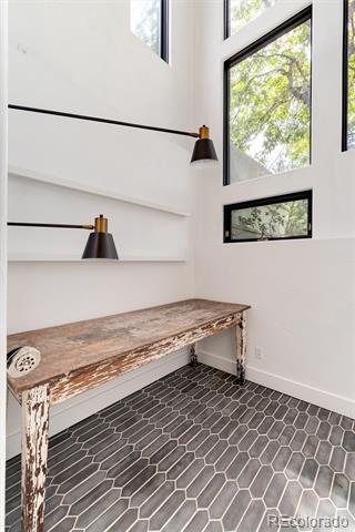 3823 Castle Butte