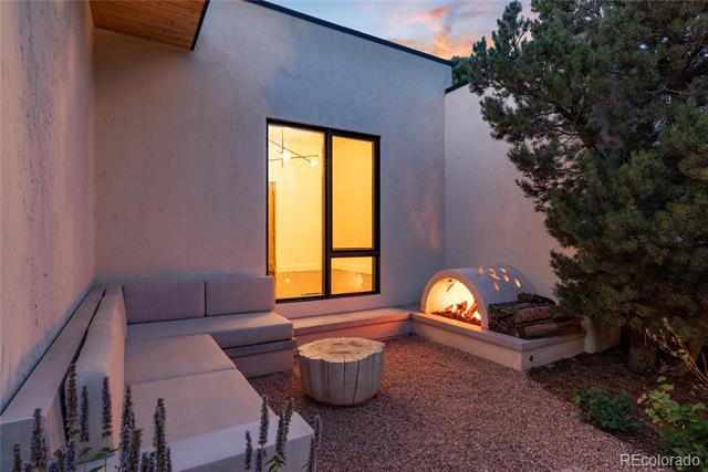 3823 Castle Butte