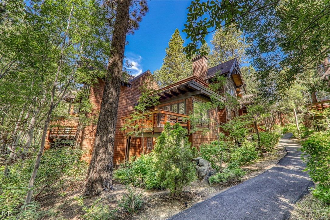 929 Northwood Boulevard 57