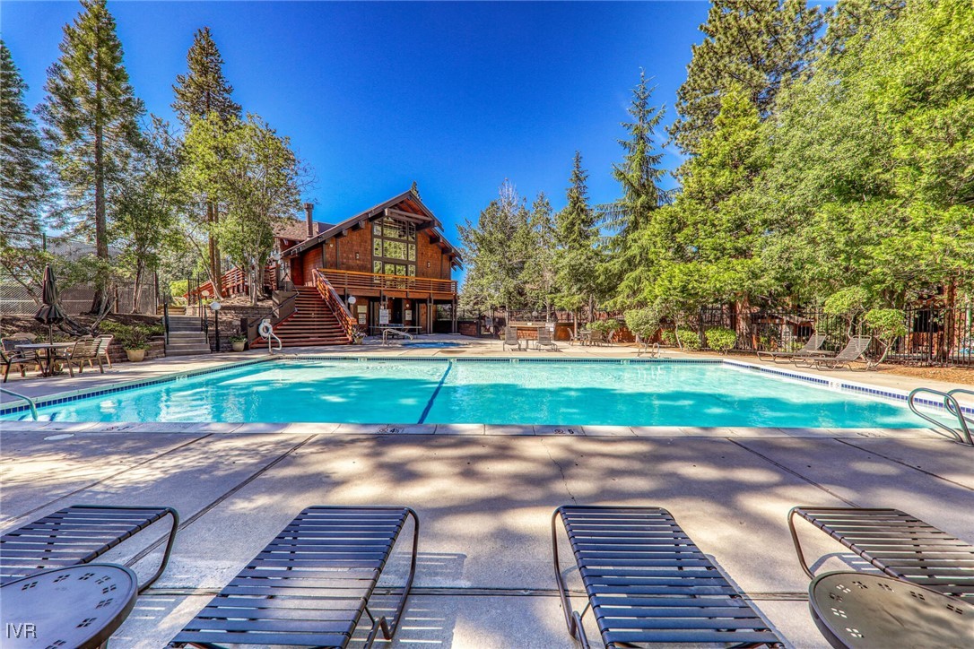 929 Northwood Boulevard 57