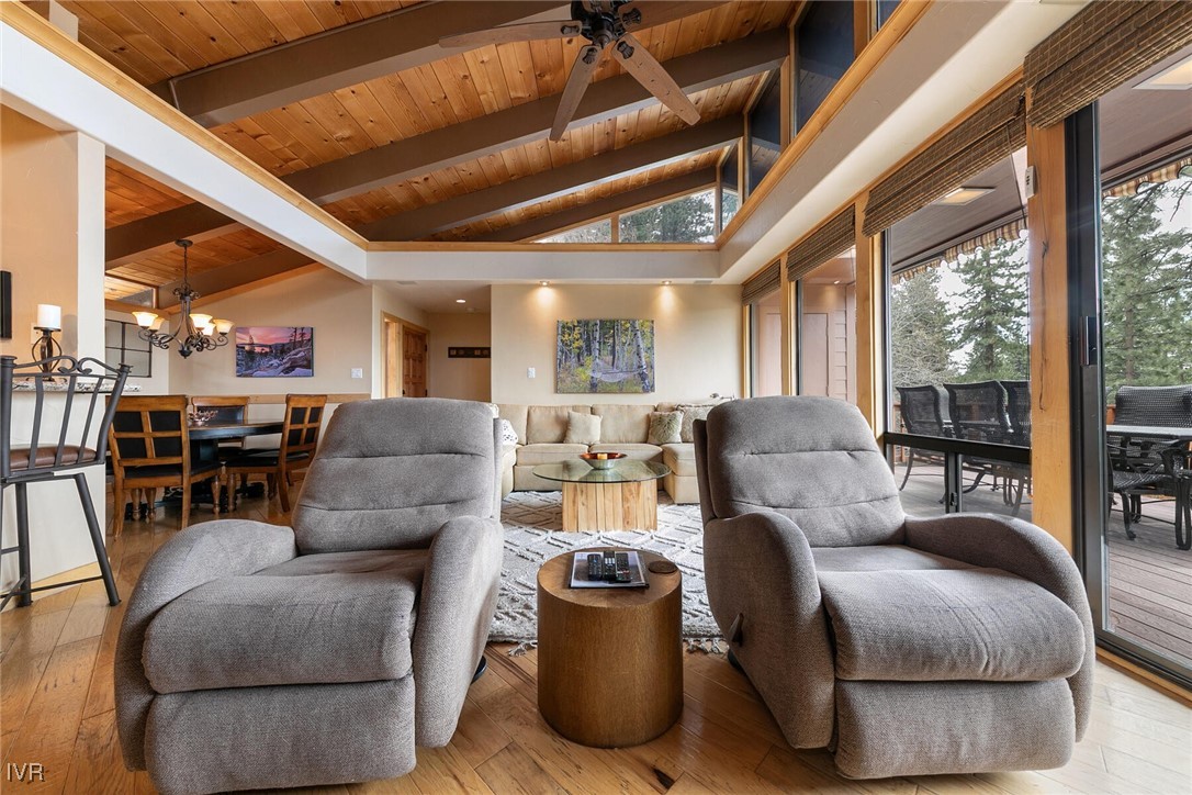 725 Fairview Boulevard 11