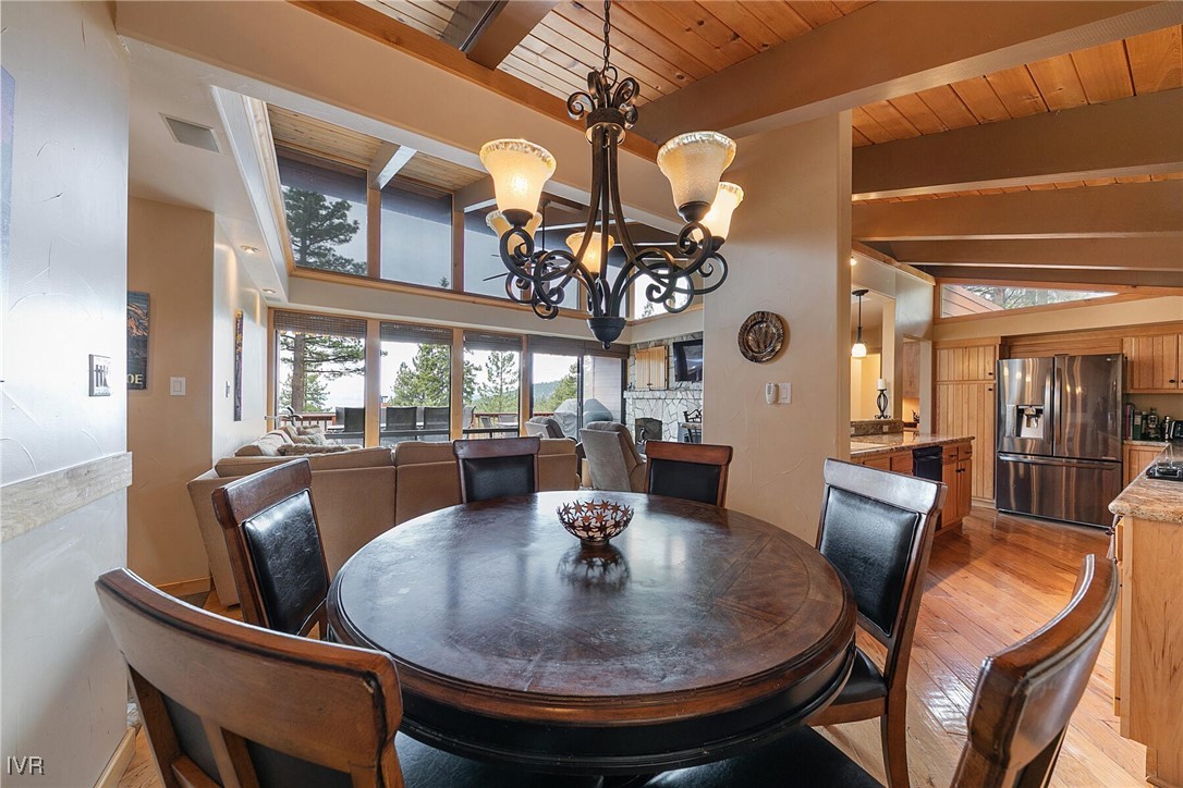 725 Fairview Boulevard 11